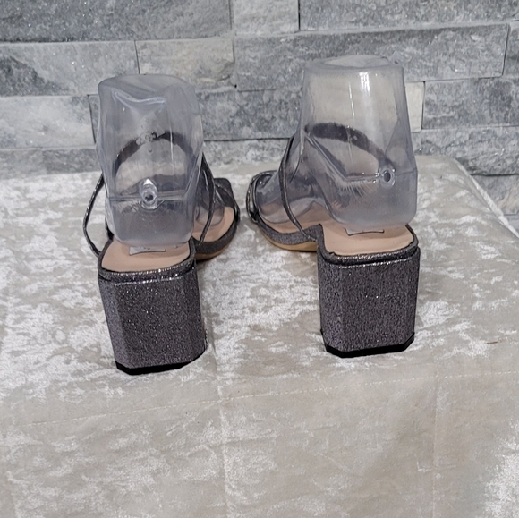 NWOT Jessica Buurman Silver Glittery Square  Front Block Heel Strapy Sandals - Picture 4 of 10